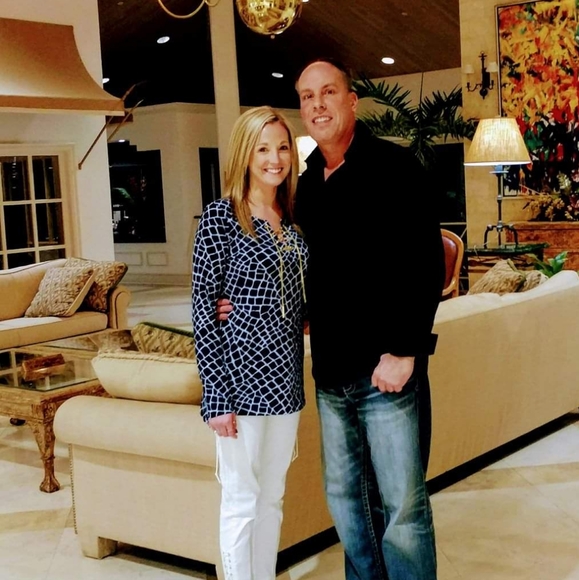 Meet your Posher, Torrie - Picture 1 of 1